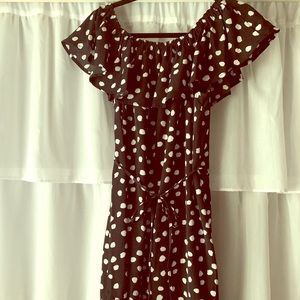 Adorable Polk a dot summer dress!